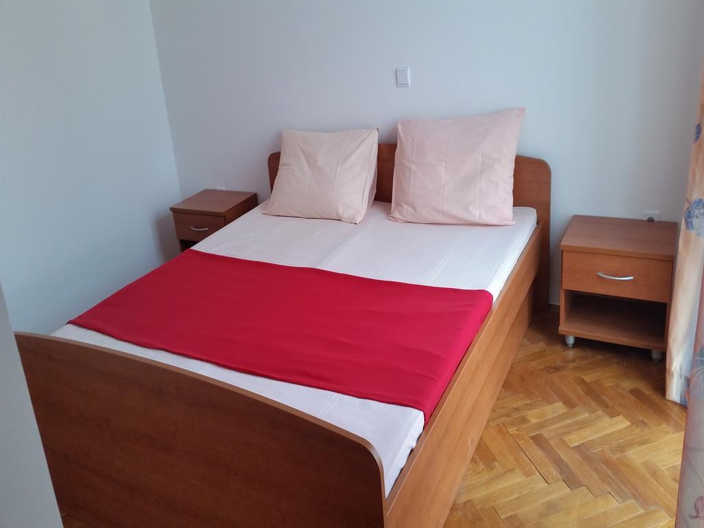 Apartments Marija โนวาลยา ภายนอก รูปภาพ