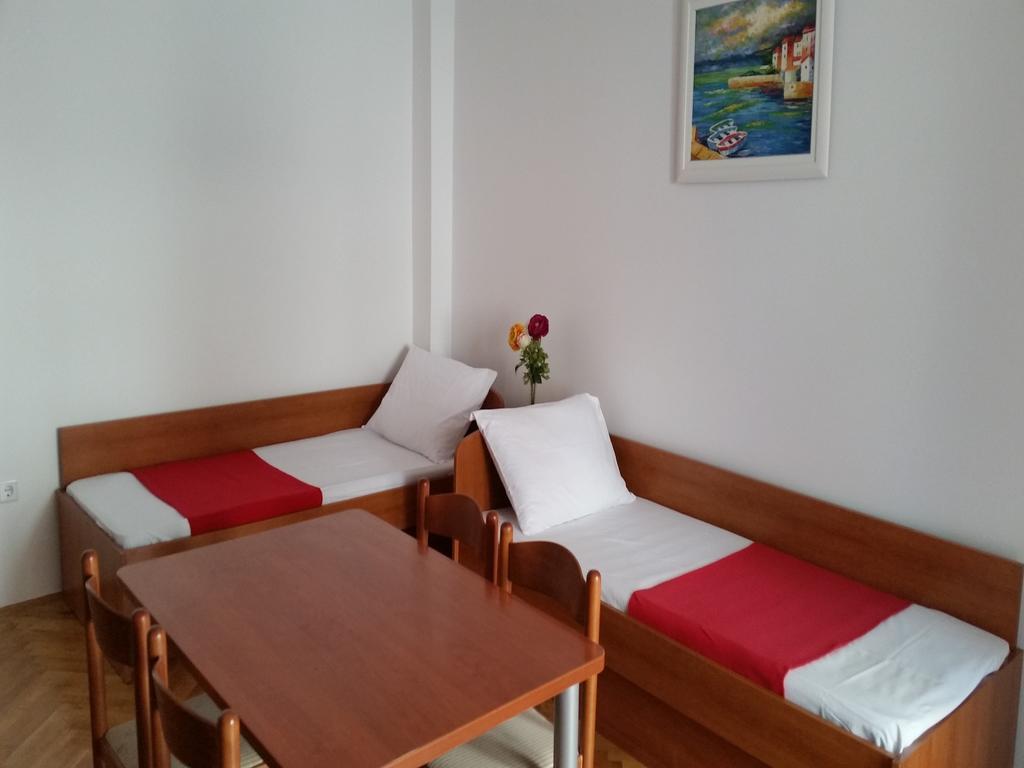 Apartments Marija โนวาลยา ภายนอก รูปภาพ