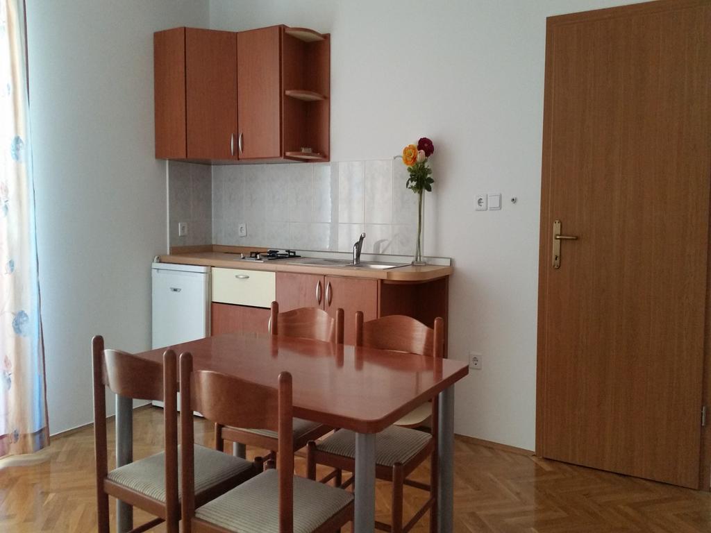 Apartments Marija โนวาลยา ภายนอก รูปภาพ