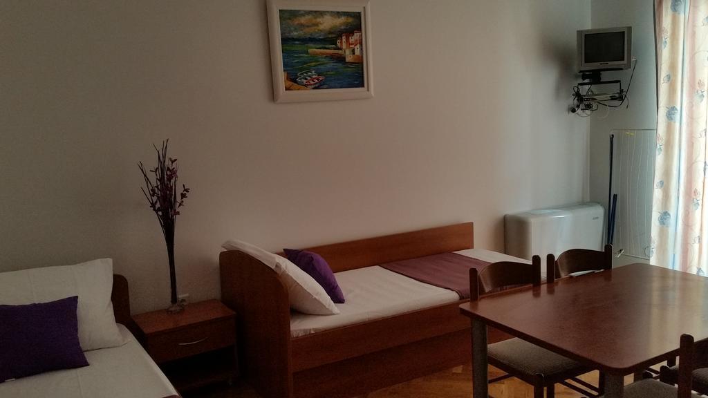 Apartments Marija โนวาลยา ภายนอก รูปภาพ